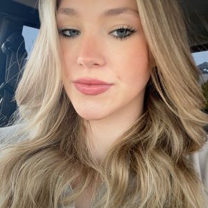 Meet your Posher, Trinity